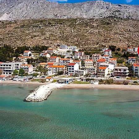 Azra 4* Dugi Rat