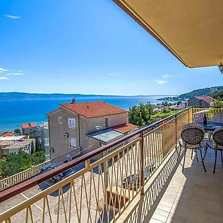 Azra Hotel Dugi Rat